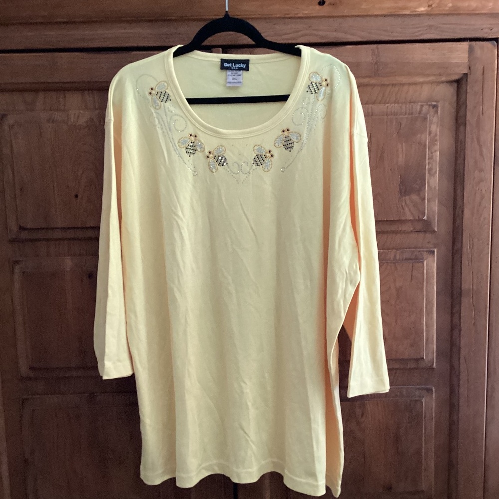 Get lucky brand. Woman’s Tee. Yellow. 3XL
